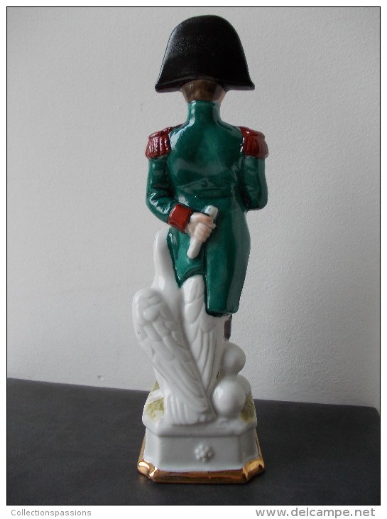 - Statuette Napoléon Empereur - - Personnages