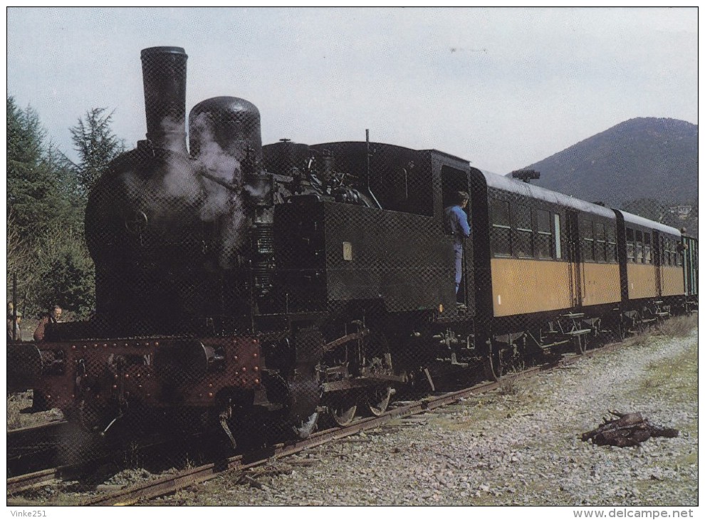 Train à Vapeur Des Cévennes - Arrivée D'un Train De Voyageurs à Saint Jean Du Gard - Locomotive 7 - Saint-Jean-du-Gard