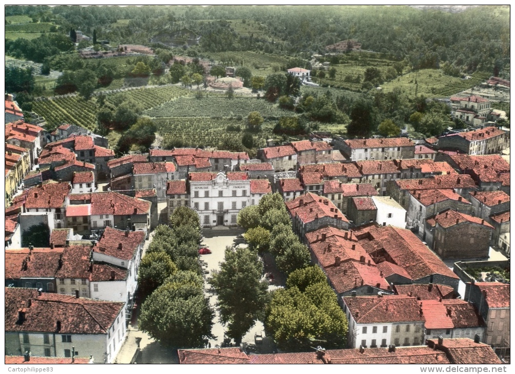 VA 83 VIDAUBAN VUE AERIENNE PLACE GEORGES CLEMENCEAU AVEC LA MAIRIE - Vidauban