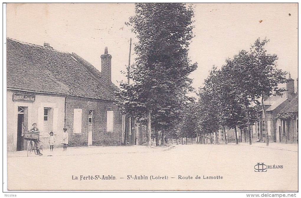 CPA 45 LOIRET - LA FERTE SAINT AUBIN - ROUTE DE LAMOTTE BEUVRON AUBERGE DU CHEVAL BLANC ANIMEE  B.E. 1928 - La Ferte Saint Aubin