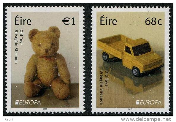 IRLANDE - 2015 -  Europa 2015, Anciens Jouets, Nounours Et Voitures - 2 Val Neufs // Mnh - 2015