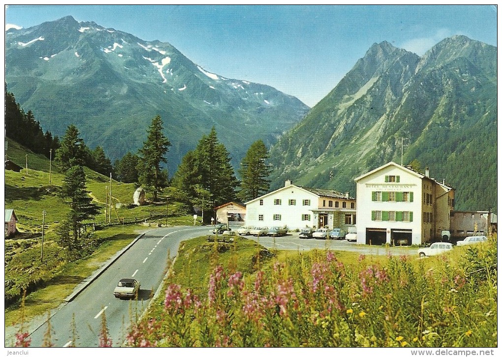 .CPM . HOTEL-RESTAURANT DU COL DE LA FORCLAZ . VS -- CH -- Alt 1527m - ROUTE MARTIGNY-CHAMONIX .. CARTE NON ECRITE - Martigny