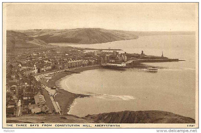 - Royaume Uni  - Ref - A 726 -  Aberystwyth - The Three Bays From Constitution Hill - - Autres & Non Classés