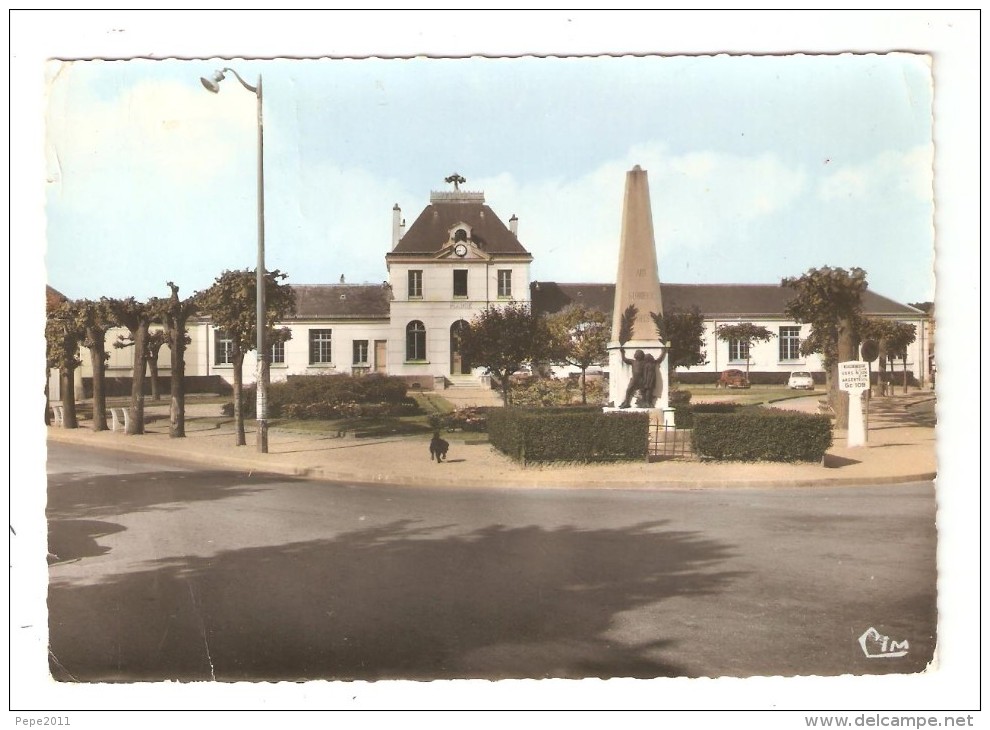 CPA : 95 - Soisy Sous Montmorency : La Mairie : Place - Mairie - Monument Aux Morts - Soisy-sous-Montmorency