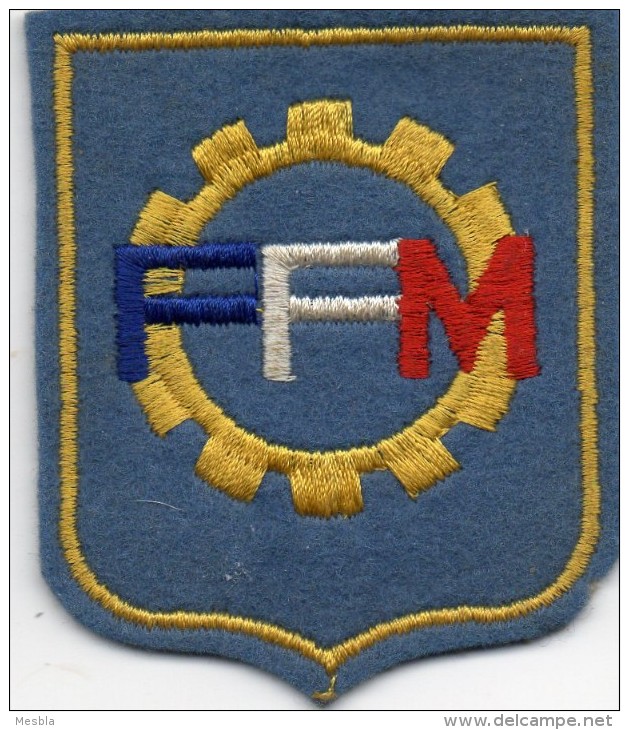 ECUSSON  TISSU   -  F.F.M    ( Fédération Française De Moto  -  Couleurs Bleu, Blanc, Rouge ) - Ecussons Tissu