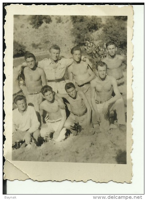 ORIGINAL PHOTO  --   HALF NAKED SOLDATEN  --   7,7 Cm X  5,5 Cm - Sonstige & Ohne Zuordnung