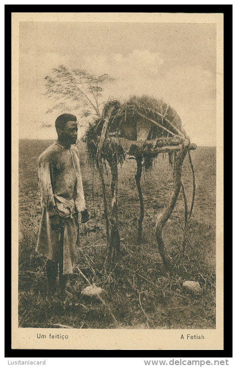 AFRICA - ANGOLA - COSTUMES - Um Feitiço ( Ed. Casa 31 De Janeiro)  Carte Postale - Angola
