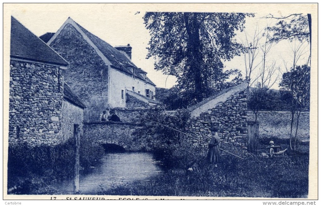 77 SAINT-SAUVEUR Sur ECOLE Un Coin De La Rivière L´Ecole Enfant Pêcheur à La Ligne - Other & Unclassified