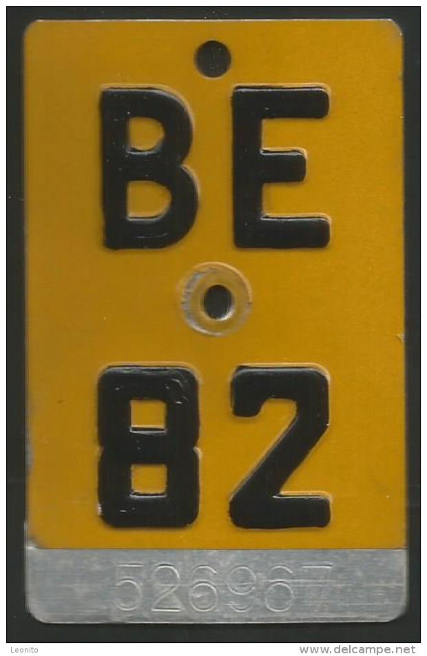 Velonummer Mofanummer Bern BE 82 - Kennzeichen & Nummernschilder