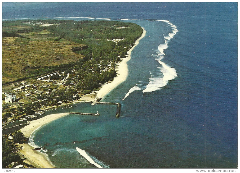 PORT DE ST GILLES LES BAINS VUE AERIENNE LA REUNION - Autres & Non Classés