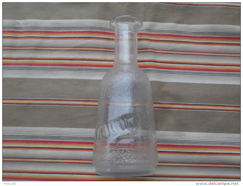 Acienne Carafe Publicitaire Pour L Absinthe  AMOURETTE - Carafes