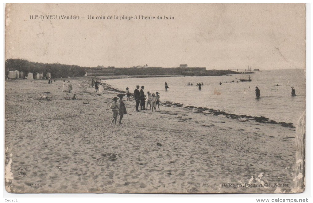 ILE D´YEU  UN COIN DE LA PLAGE A L'HEURE DU BAIN - Ile D'Yeu