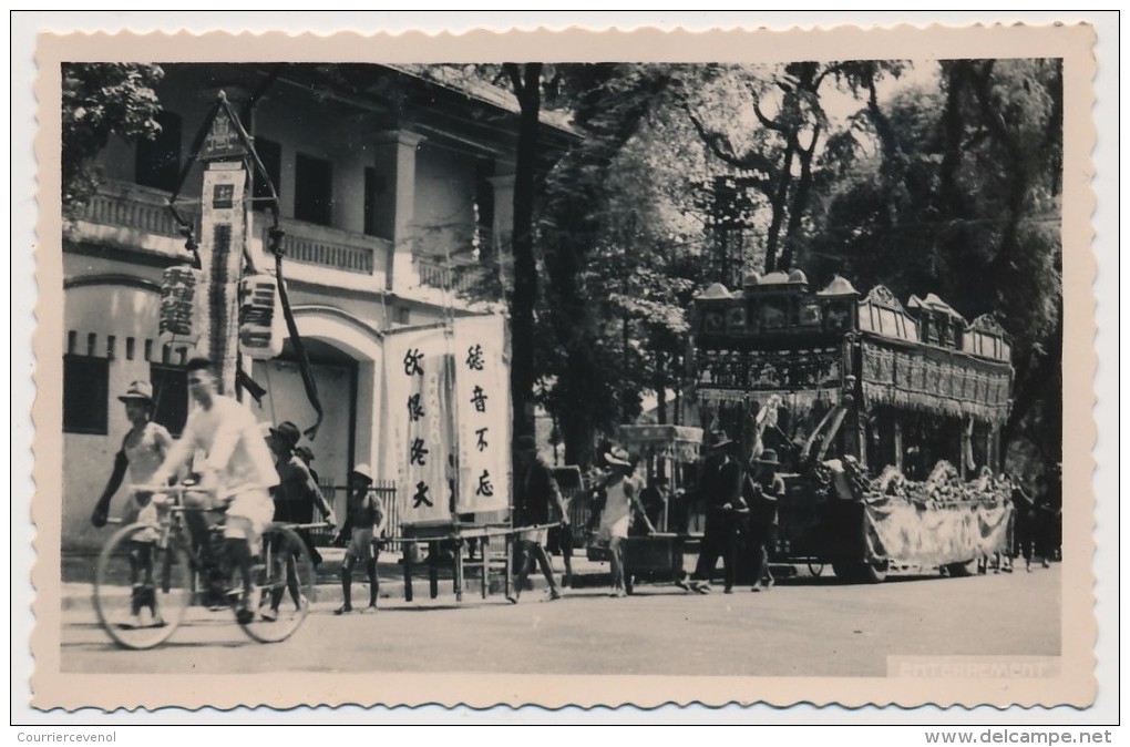 CPSM Carte Photo - INDOCHINE - SAIGON - Enterrement, Char Funèbre (2 Cartes) - Vietnam