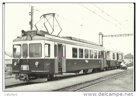 Phot-Carte ( Train Pour Echallens Avant Suppression Du Service Postal ) Dechargement Du Courrier A L'Arrière En 1969 - Échallens