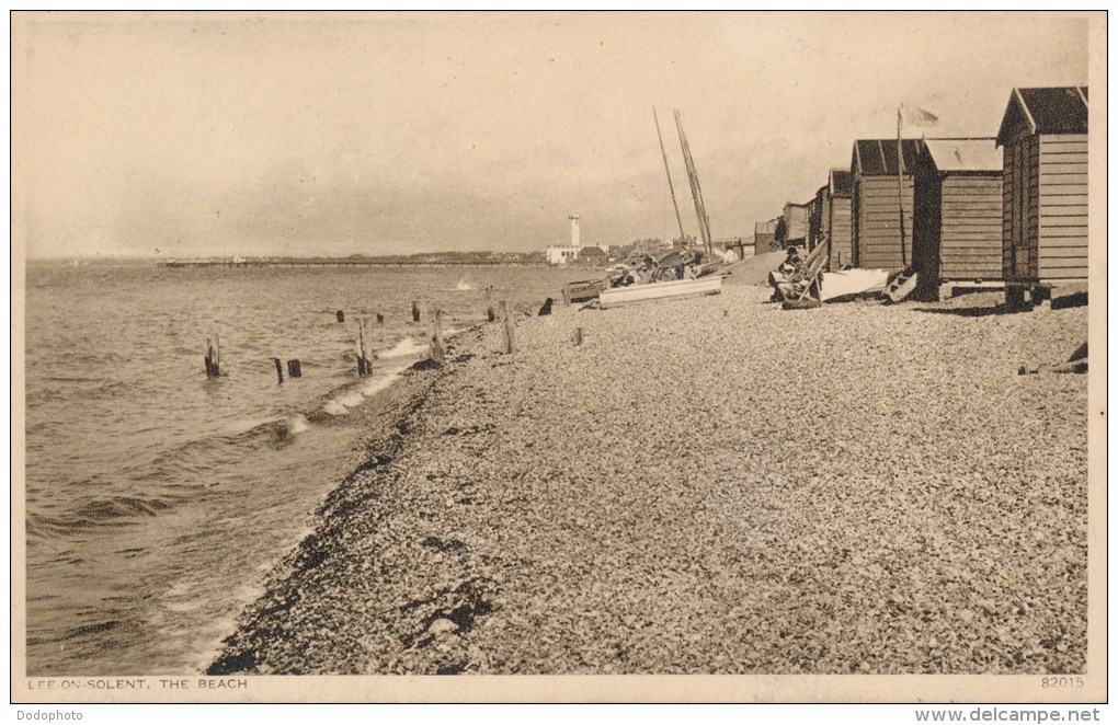 PC56772 Lee On Solent. The Beach. Photochrom - Monde