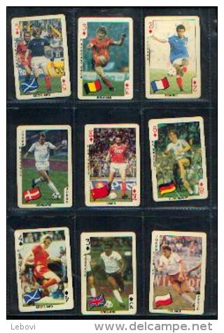 (Chewing Gum) « FOOTBALL BUBBLE GUM DANDY » Lot De 32 Chromos (des Répétitions) - Trading Cards