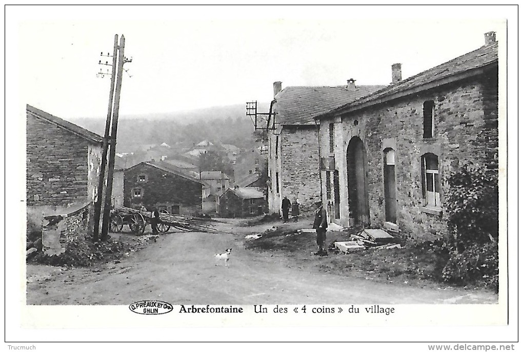 49  -  ARBREFONTAINE  -  Un Des 4 Coins Du Village - Lierneux