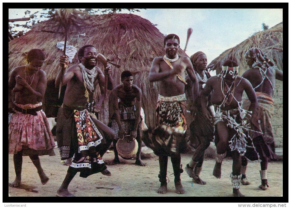 ANGOLA - SA DA BANDEIRA - COSTUMES - Dança Guerreira (Ed. JOMAR ) Carte Postale - Angola