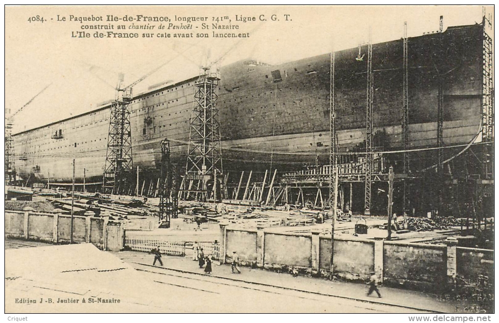 44 St Nazaire, série de 10 cartes à suivre du Lancement du Paquebot Ile de France, éd Joubier 4083 à 4092