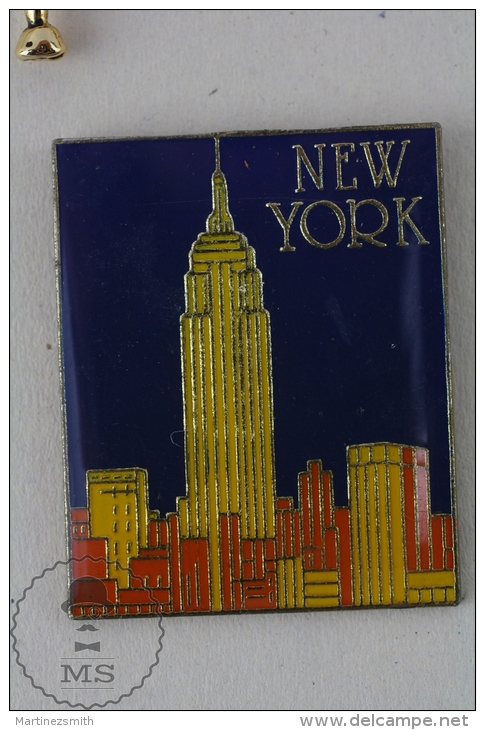 New York City Pin Badges  #PLS - Ciudades