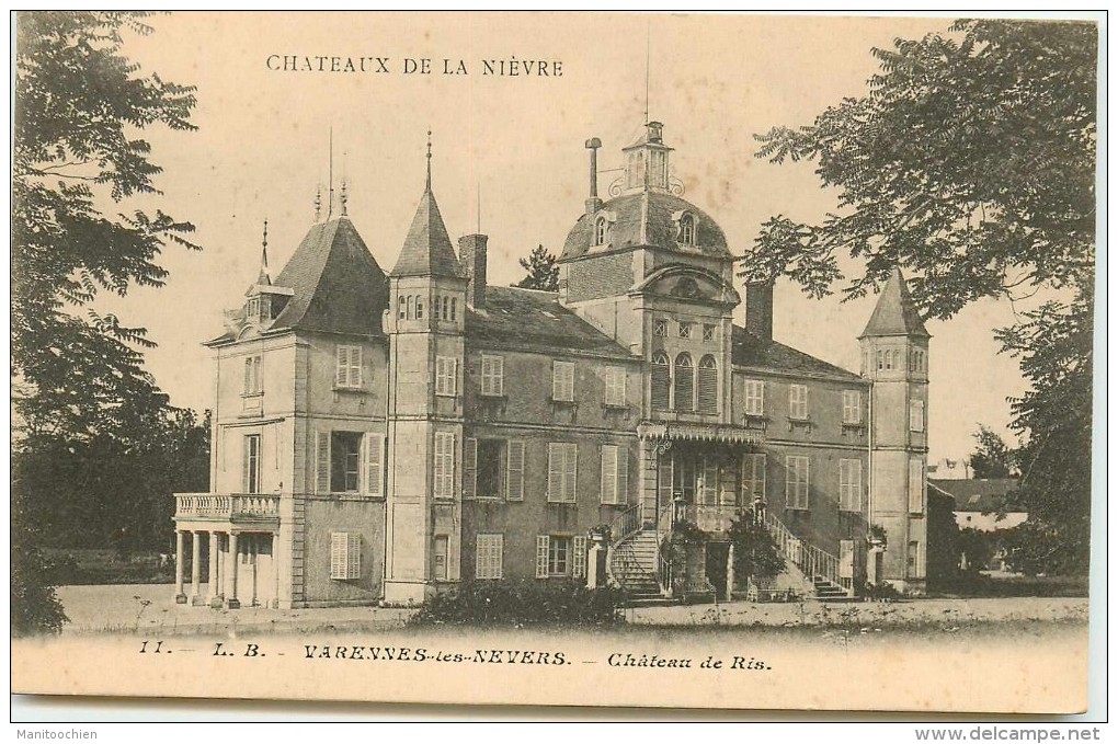 DEP 58 CHATEAU DE LA NIEVRE LOT DE 18 CARTES COLLECTION DES CHOCOLATS AIGUEBELLE