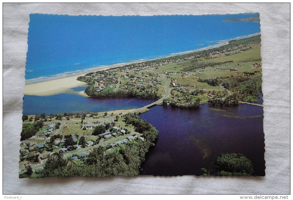Australia Port Macquarie  NSW Lake Cathie From The Air   A 83 - Dubbo