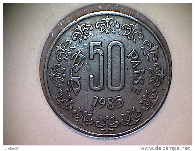 Inde 50 Paise 1985 ( Point En Dessous De "1 " ) - India