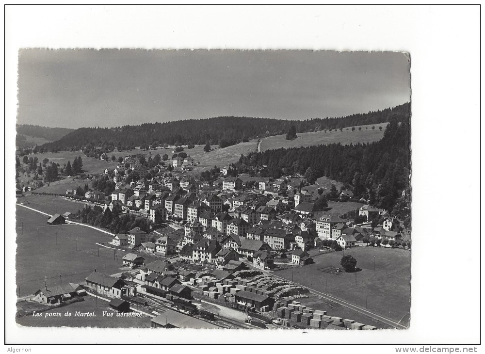 13880-  Les Ponts De Martel Vue Aérienne (Format 10X15) - Ponts-de-Martel