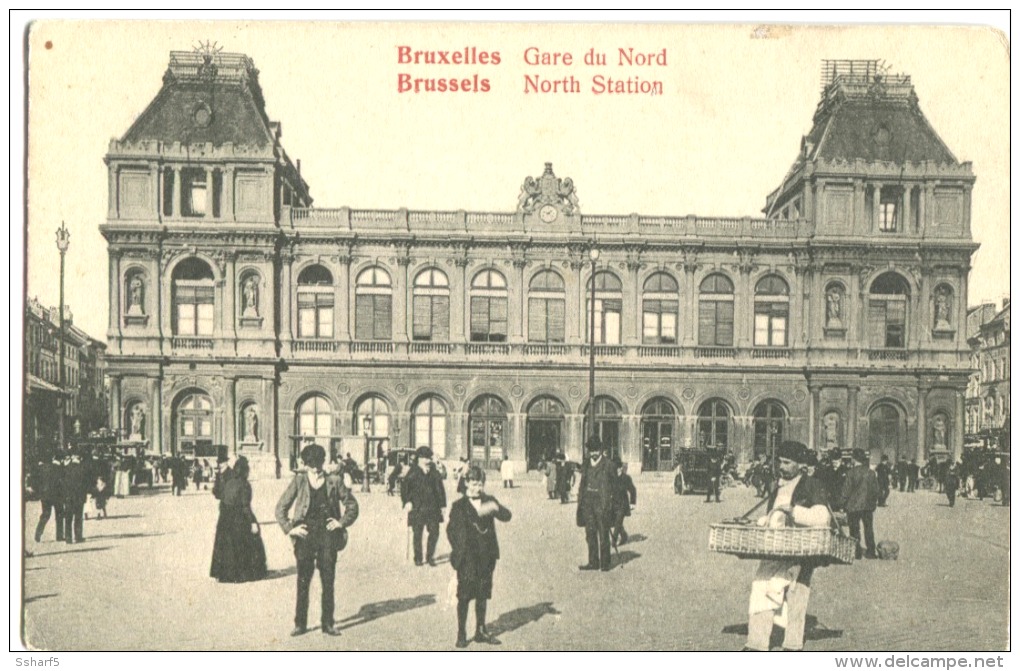 Bruxelles Gare Du Nord Place Rogier Très Animée - Transport Urbain En Surface