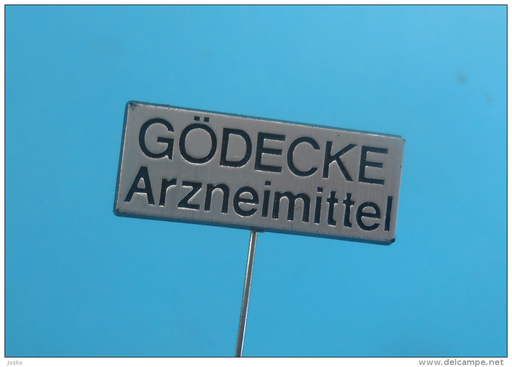 GODECKE Arzneimittel - Now Part Of PFIZER * Vintage Pin Badge Pharmacy Officine Pharmacie Farmacia Pharmazie Farmacie - Medical