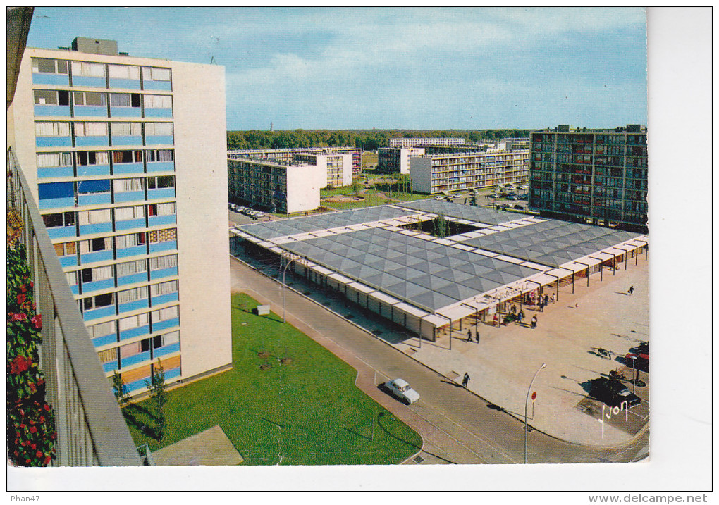 VELIZY-VILLACOUBLAY (78-Yvelines) Le Grand Ensemble Et Le Centre Commercial, Ed.Yvon 1988 - Velizy