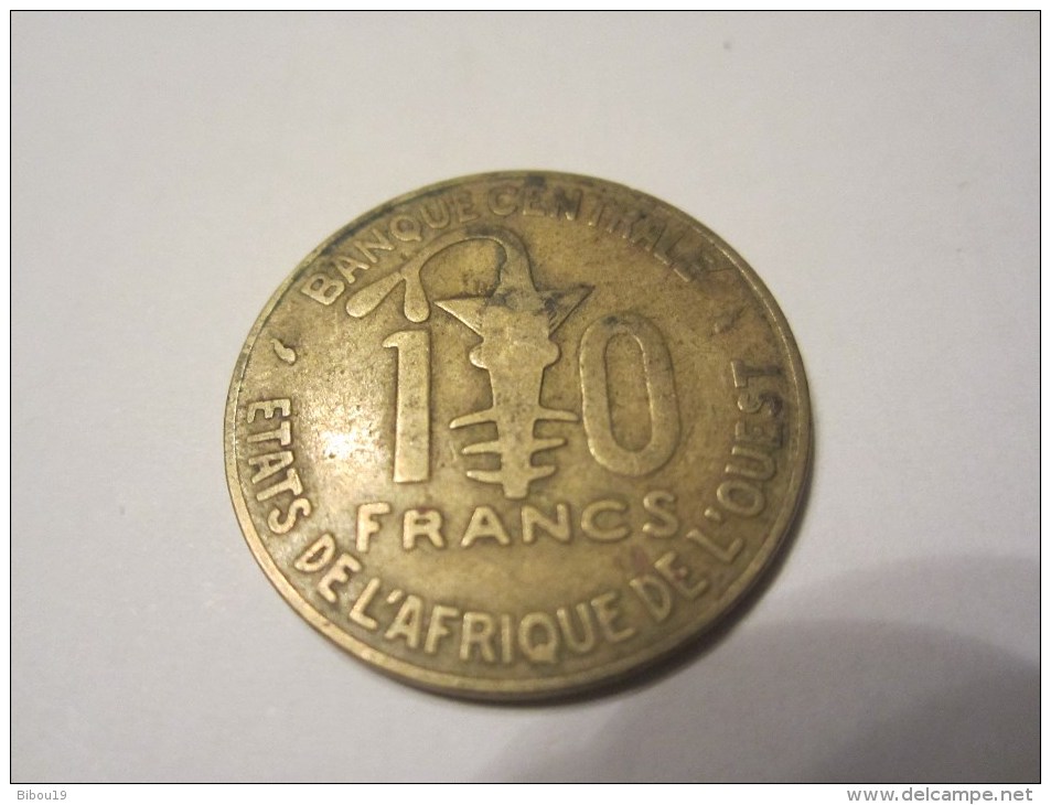 MONNAIE 10 FRANCS BANQUE CENTRALE  ETATS DE L AFRIQUE DE L OUEST 1975 - Oost-Afrika & Protectoraat Van Uganda