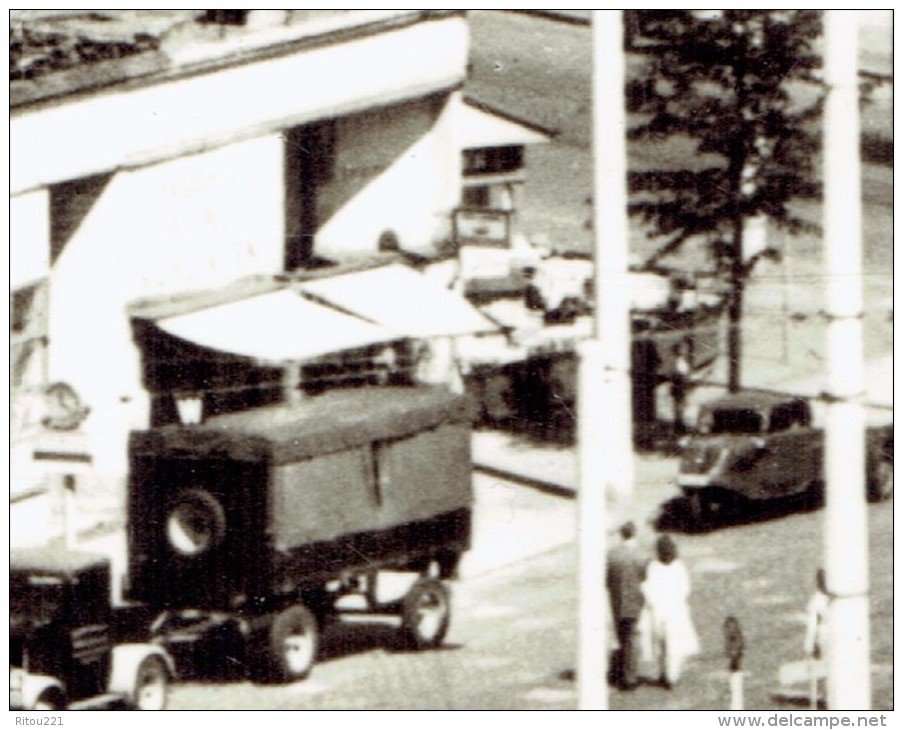 Cpm - Hamburg - Wohnhochhäuser Am Grindel N.gel. Roulotte  Camion Tramway Avion Dans Le Ciel Immeubles 1958 - Eimsbüttel