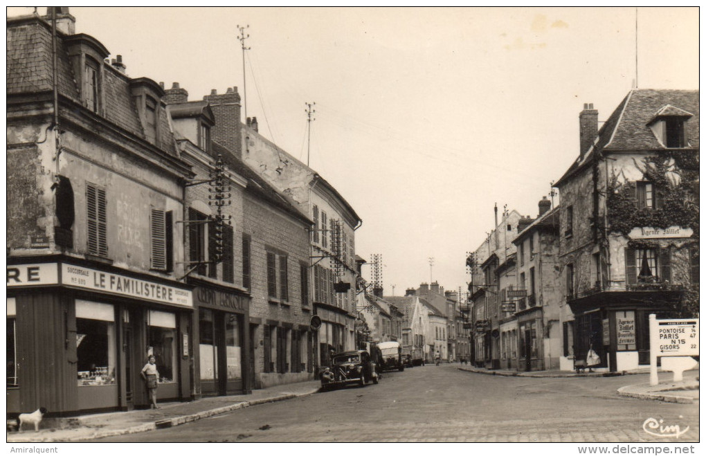 CPSM DE MARINES RUE JEAN JAURES - Marines