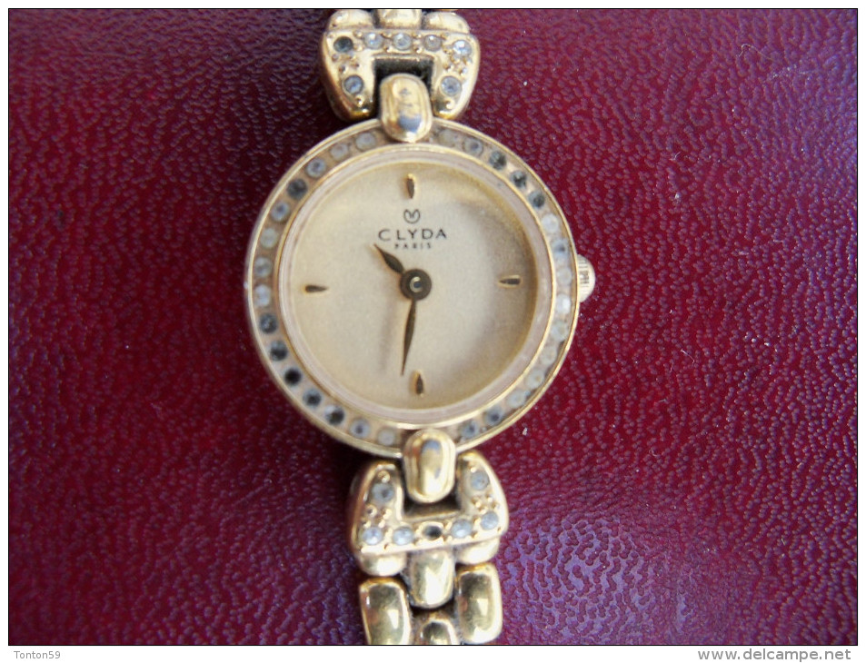 Montre Femme CLYDA Plaquée Or. - Montres Modernes