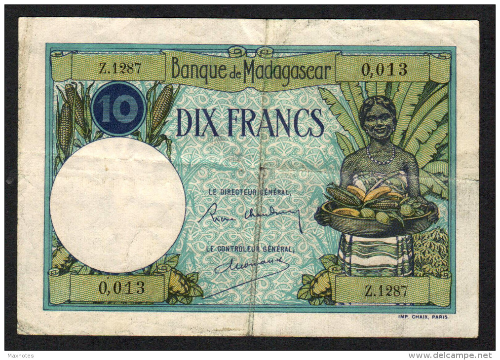 MADAGASCAR (MALAGASY REPUBLIKA ) 10 Francs - P36a   - VF (see Scan) - Madagascar