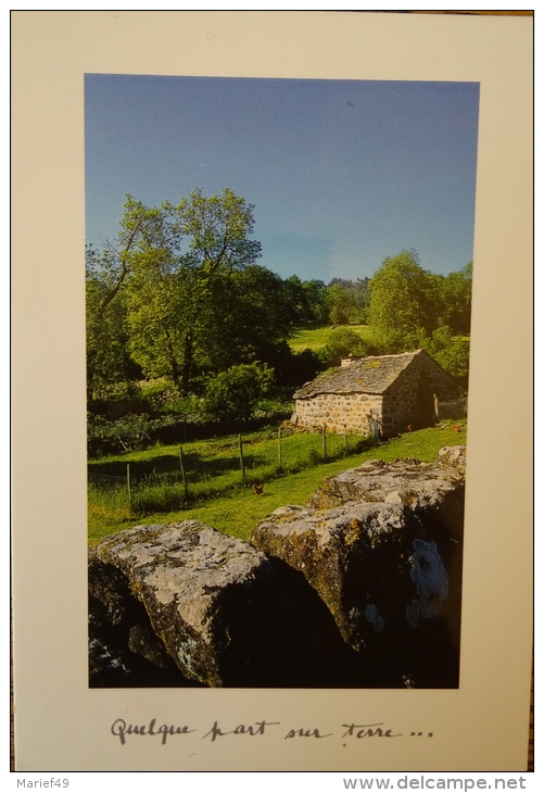 CARTE POSTALE MAISON AUVERGNATE QUELQUE PART SUR TERRE - Auvergne