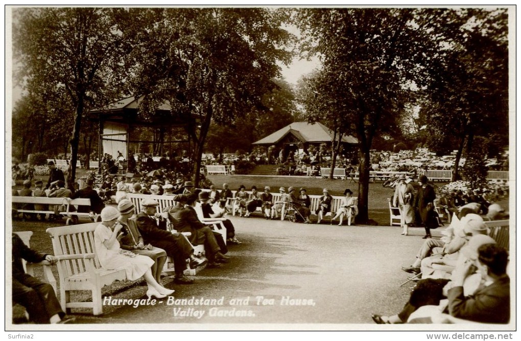 YORKS - HARROGATE - VALLEY GARDENS - BANDSTAND AND TEA HOUSE RP Y2823 - Harrogate