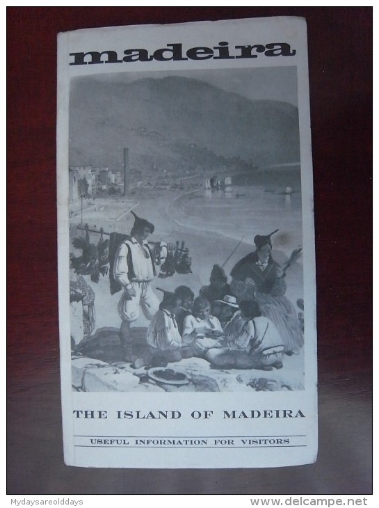 1 Book- Portugal - Madeira - The Island Of Madeira - Old Turist Guide - Guia Turistico (9 Scans) - 1950-Hoy