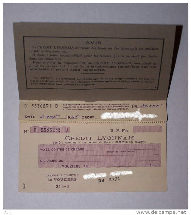 RARE ANCIEN CHEQUIER CREDIT LYONNAIS 1945, CARNET DE CHEQUES, CHEQUE PAYABLE A L'AGENCE FERMEE DE VOUZIERS, ARDENNES 08 - Cheques & Traveler's Cheques