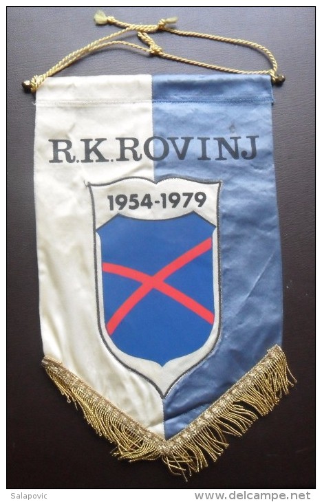 PENNANT HANDBALL CLUB RK ROVINJ - Handball