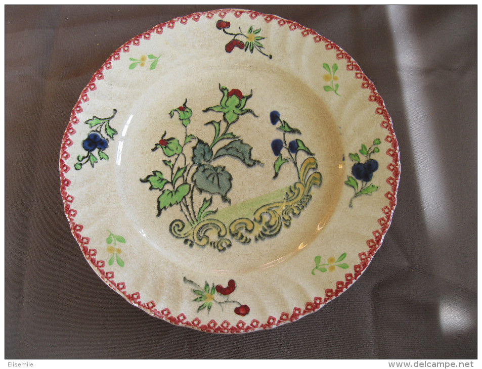 COMPOTIER PLAT A GATEAU ASSIETTE SUR PIEDOUCHE LONGWY 19ème MODELE RABELAIS - Longwy (FRA)