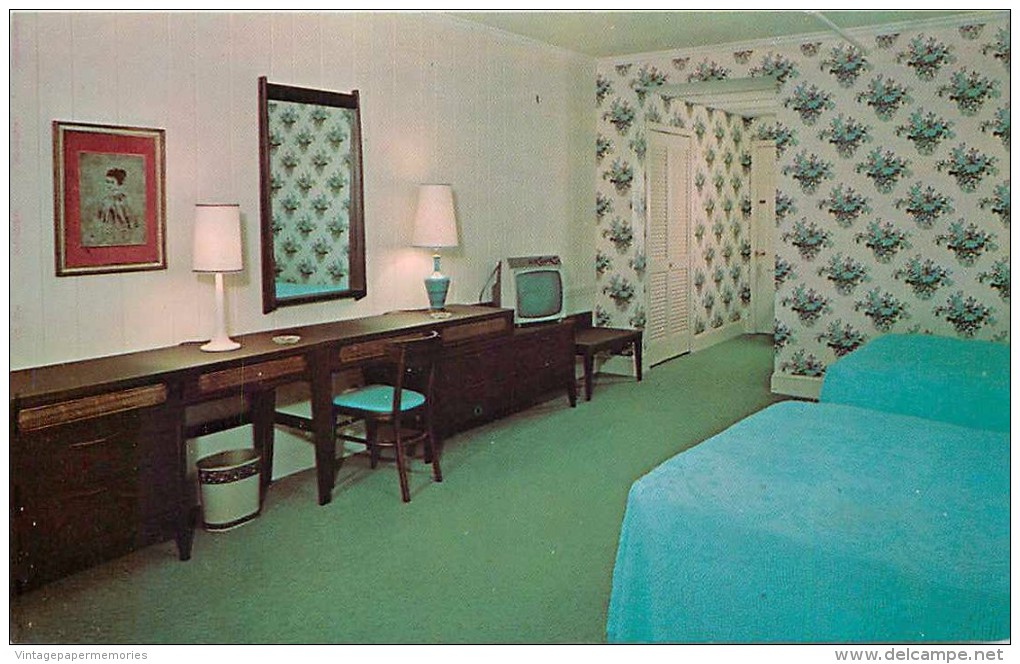 263747-Maine, Kennebunkport, Colony Motel, Room Interior, Dexter Press No 11676-C - Kennebunkport