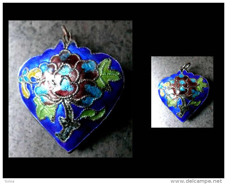 Ancien Pendant Oriental émaillé En Forme De Coeur / Vintage Oriental Enammelled Pendent Heart-shaped - Pendentifs