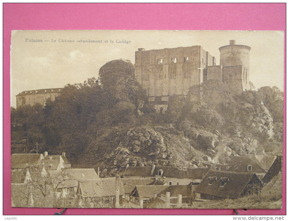 14 - Falaise - Le Château Actuellement Et Le Collège - Scans Recto-verso - Falaise