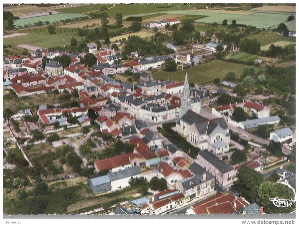 LES TROIS MOUTIERS ... VUE GENERALE - Les Trois Moutiers