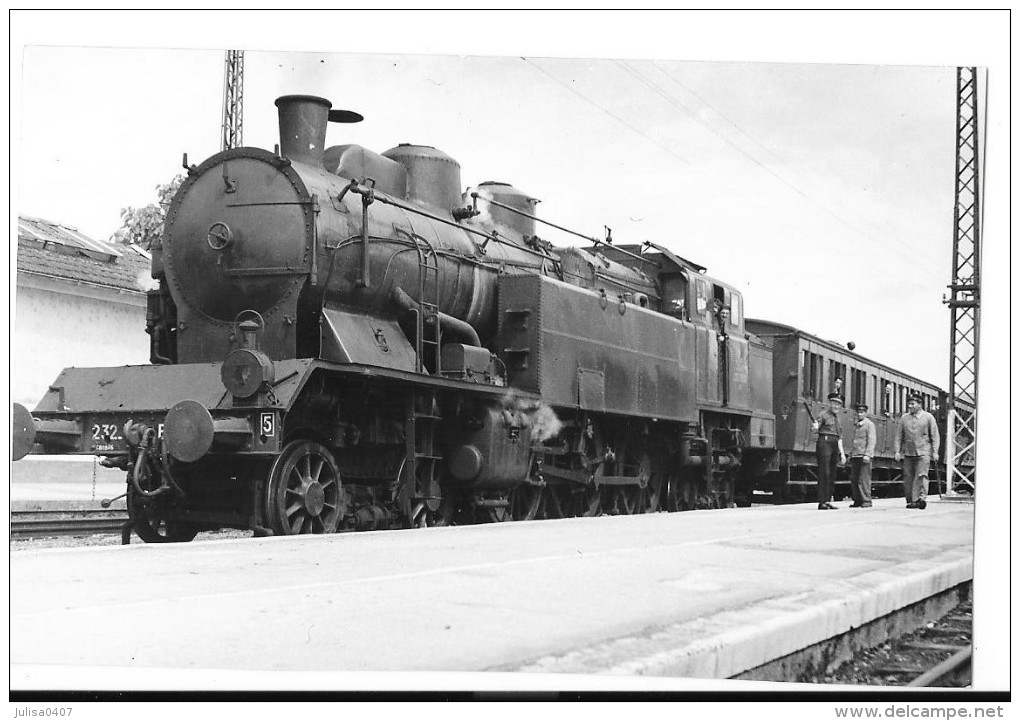 LOCOMOTIVE A VAPEUR Photographie Format Cpa Machine Train De Voyageurs - Equipment