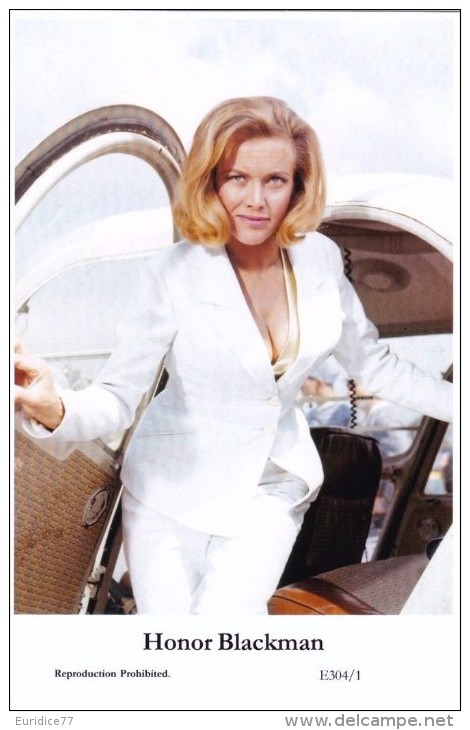 HONOR BLACKMAN - Film Star Pin Up - Publisher Swiftsure Postcards 2000 - Artistes