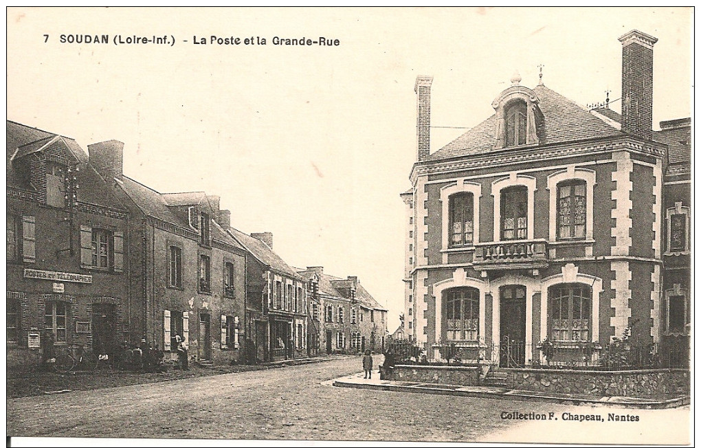 1912  . SOUDAN     ; LA  POSTE  ET  LA  GRANDE  RUE     Animee - Autres & Non Classés