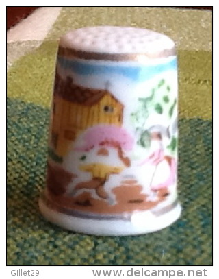 THIMBLES - DÉ À COUDRE EN PORCELAINE - PAYSAGE DE CAMPAGNE - - Dés à Coudre